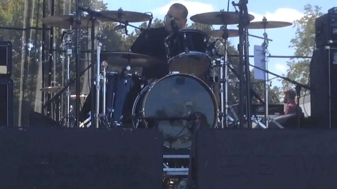 Bill Stevenson drums