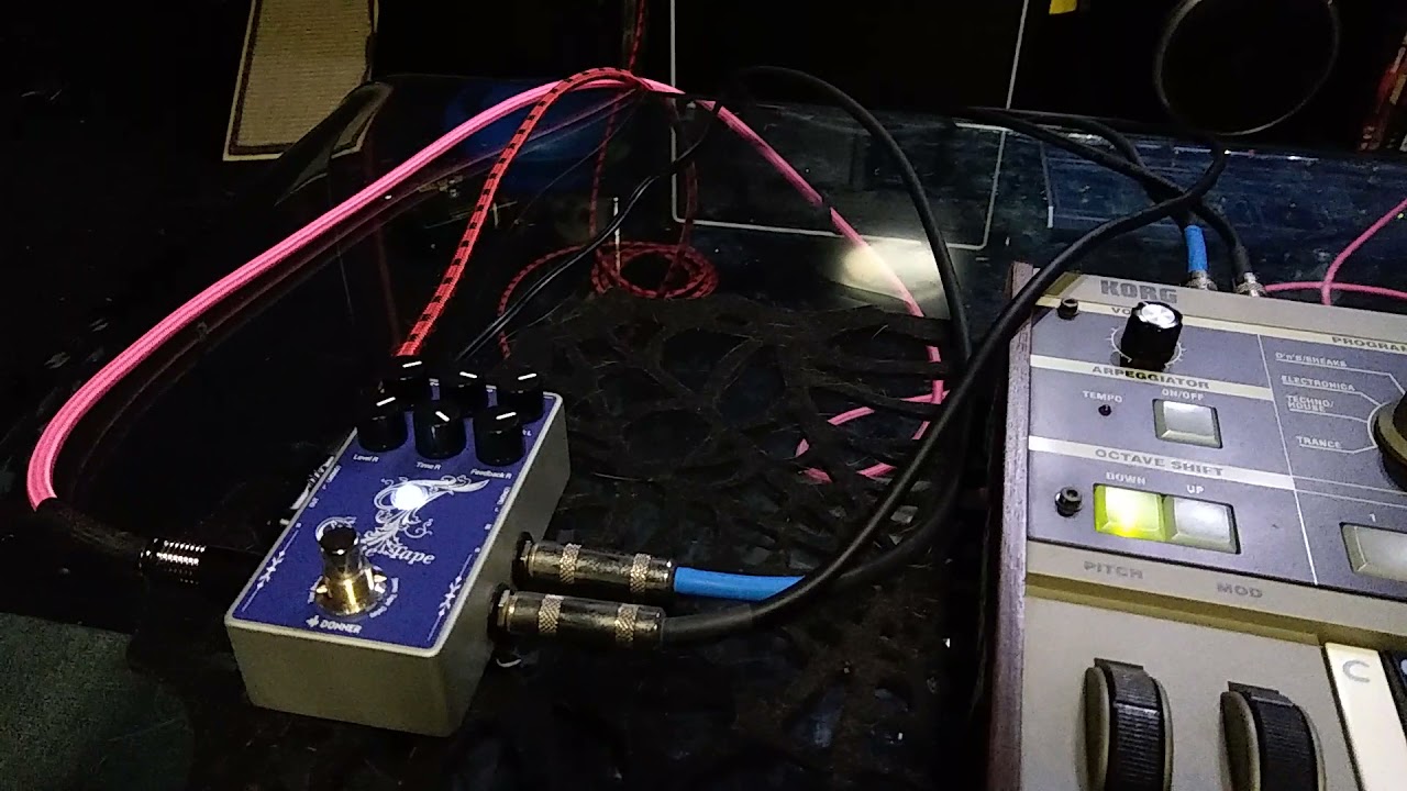 MicroKorg keyboard with Donner White Tape delay test!