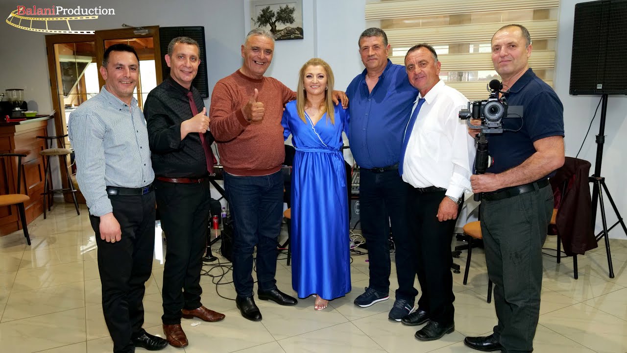Hapja e valles me muzikantet Astrit Jaho, Xristos Suliotis, Behije Dida dhe Bledian Beqiraj.