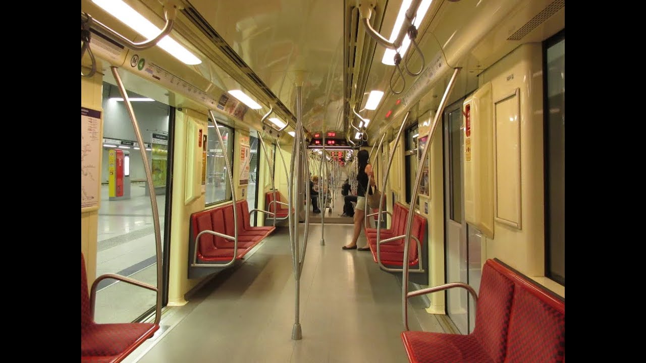 2015.07.08. - Utazás az M4-es metróval Budapesten (Kelenföld vasútállomás - Keleti pályaudvar)