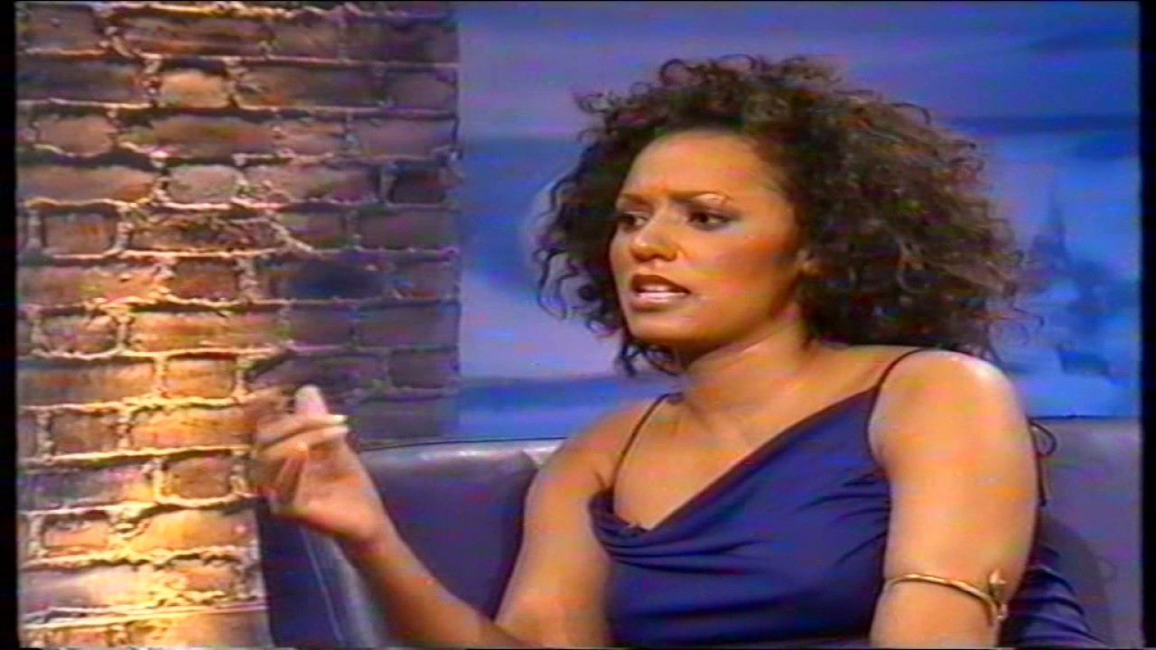 Melanie B - Interview On Friday Night's All Wright (Dec 1998)