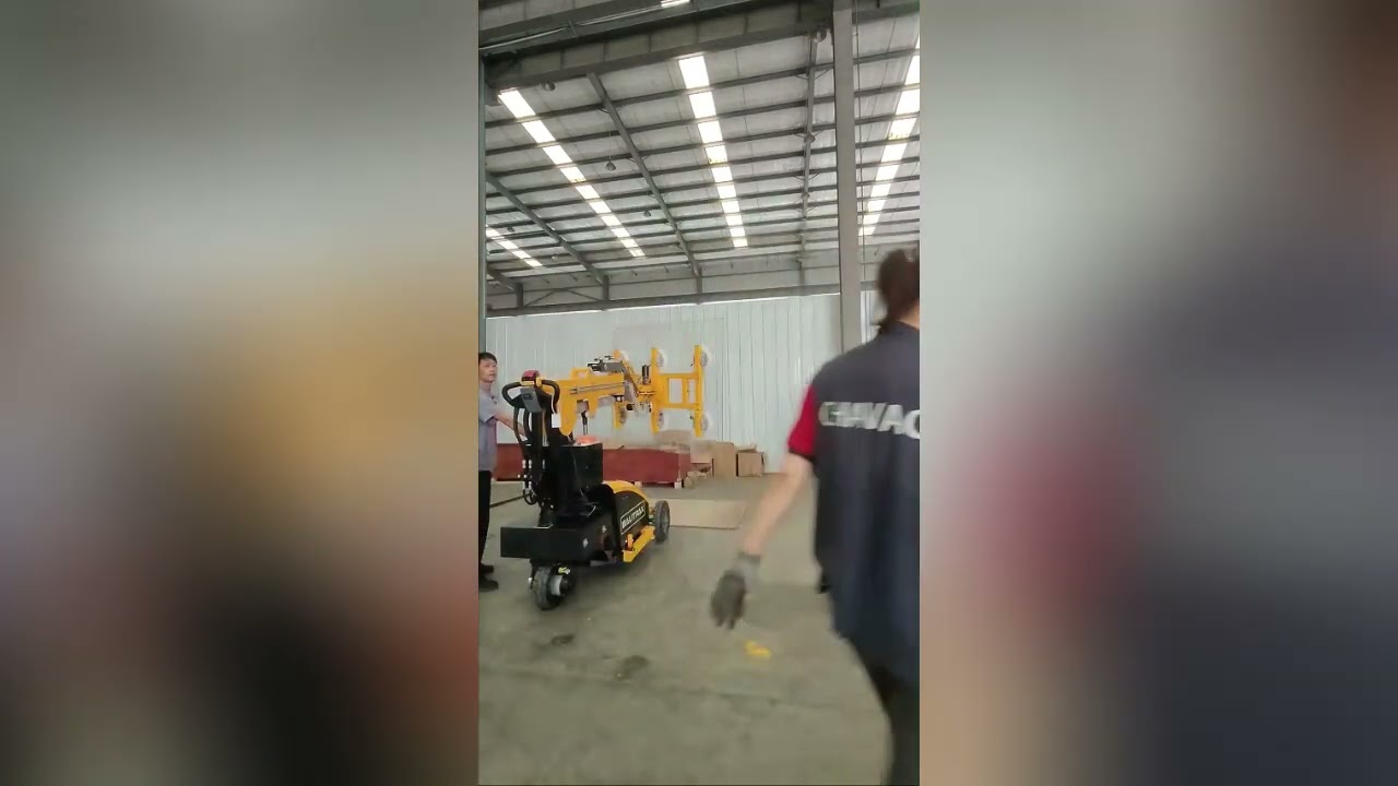 BAUTRAX VROB600 glass installation robot
