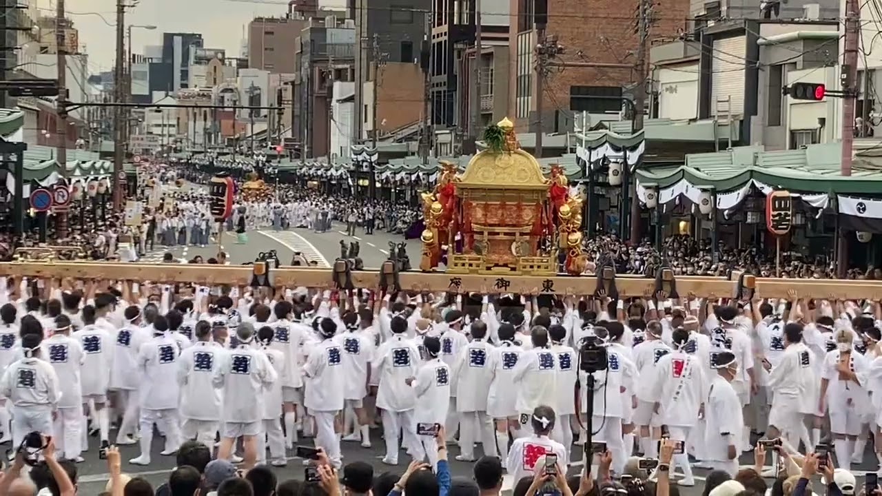 祇園祭　神幸祭　八坂神社石段下　四若神輿会　(2022/7/17)