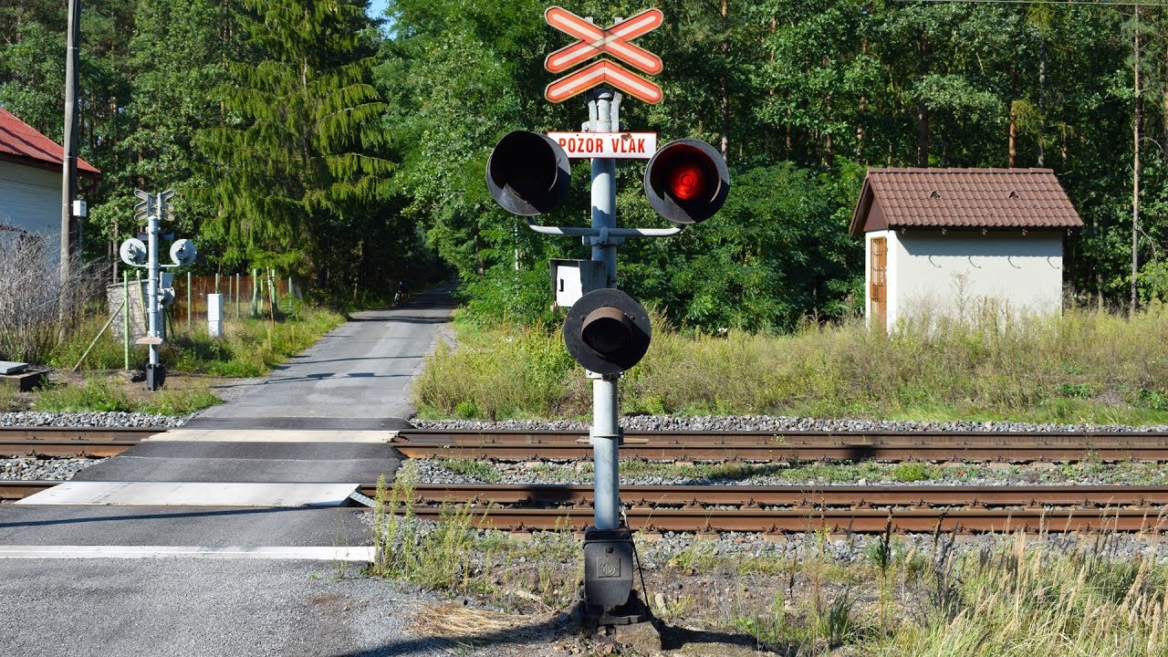 Železniční přejezd SSSR Otradovice [P2778] - 5.9.2017 / Czech railroad crossing