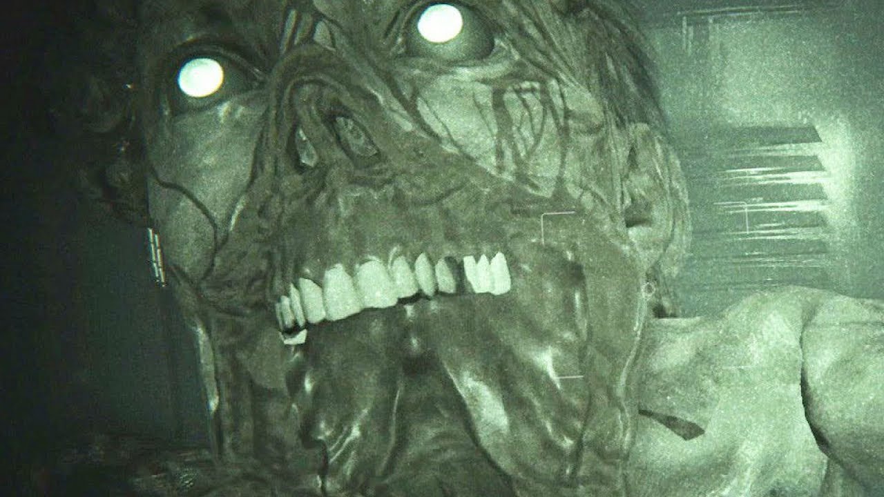 YouTubers React to Outlast 2 