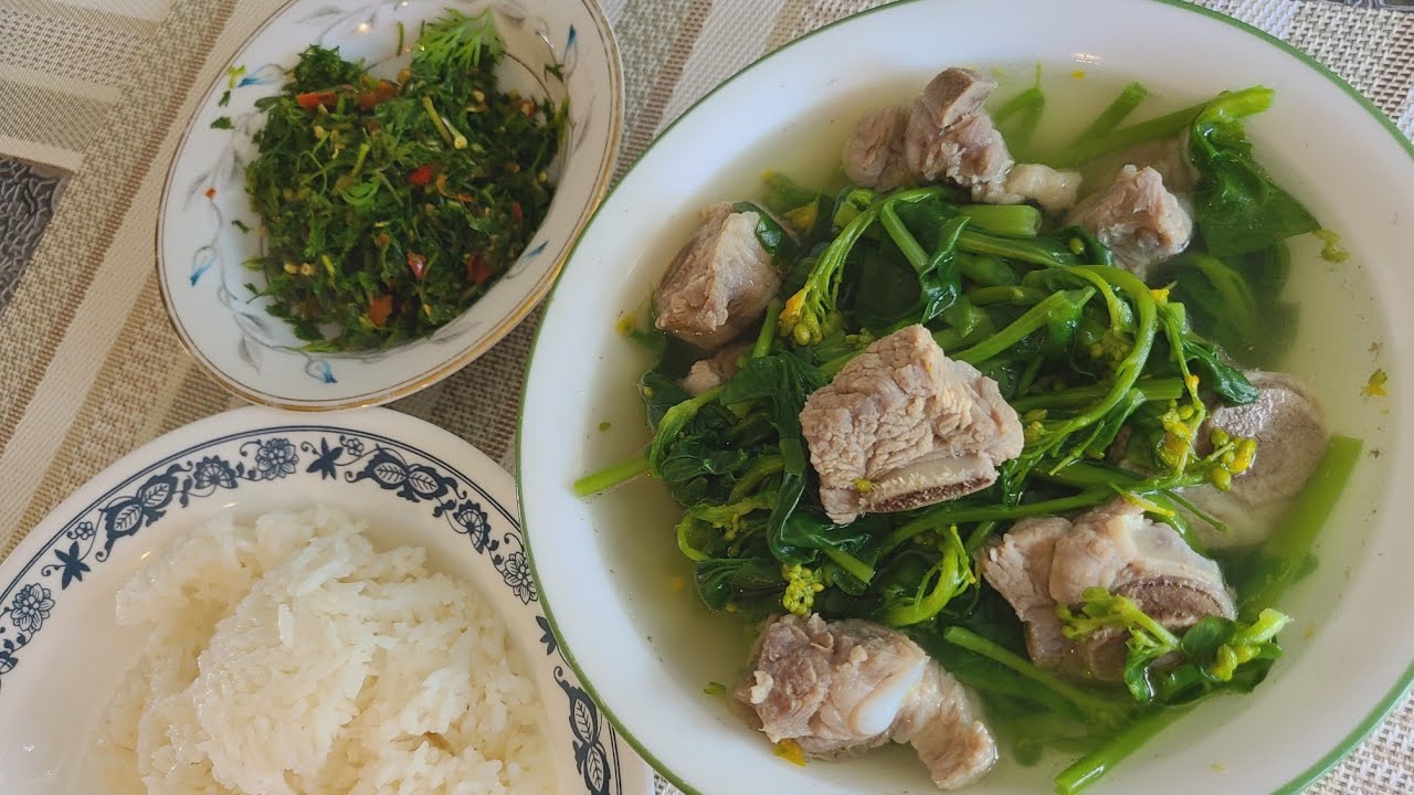 Hmong food/ #zaub paj hau xyaw pob txha npua mas qab tshaj/