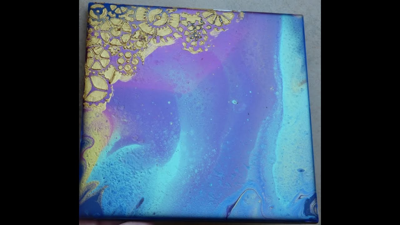#72 Flip cup with iridescent colors and embellishement