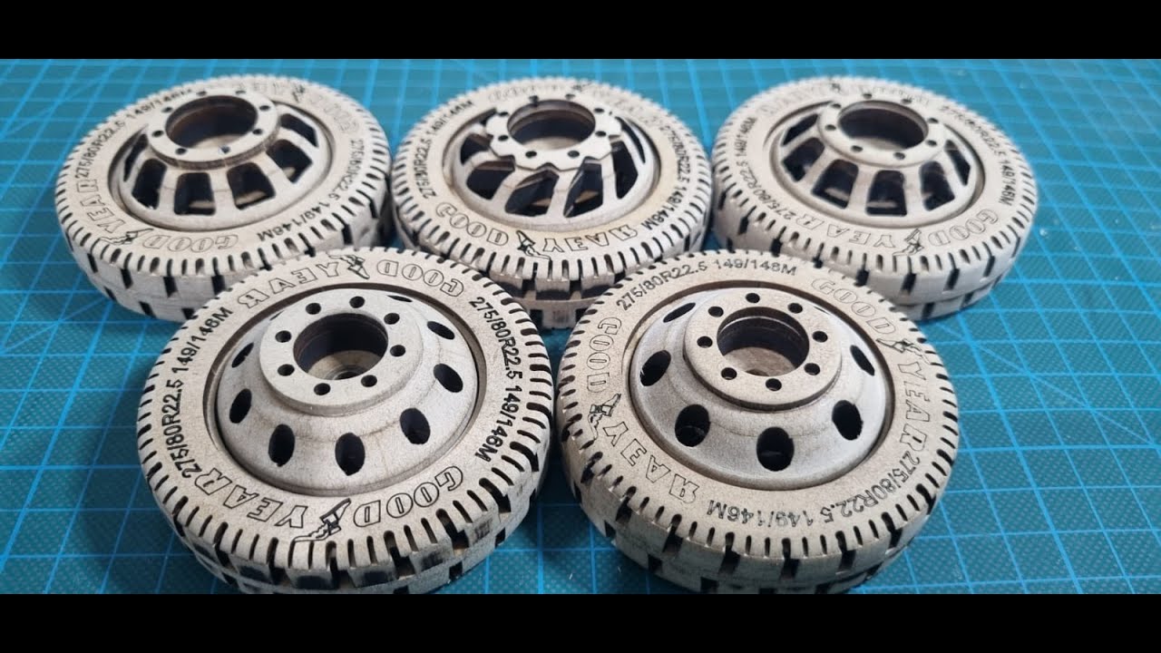 Como montar rodas para miniaturas de caminhões em MDF para escala 1/14