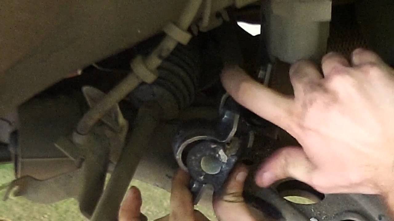 Troca da bucha da barra estabilizadora e pivô VW Polo (parte 2/3 - Reinstalação bucha)