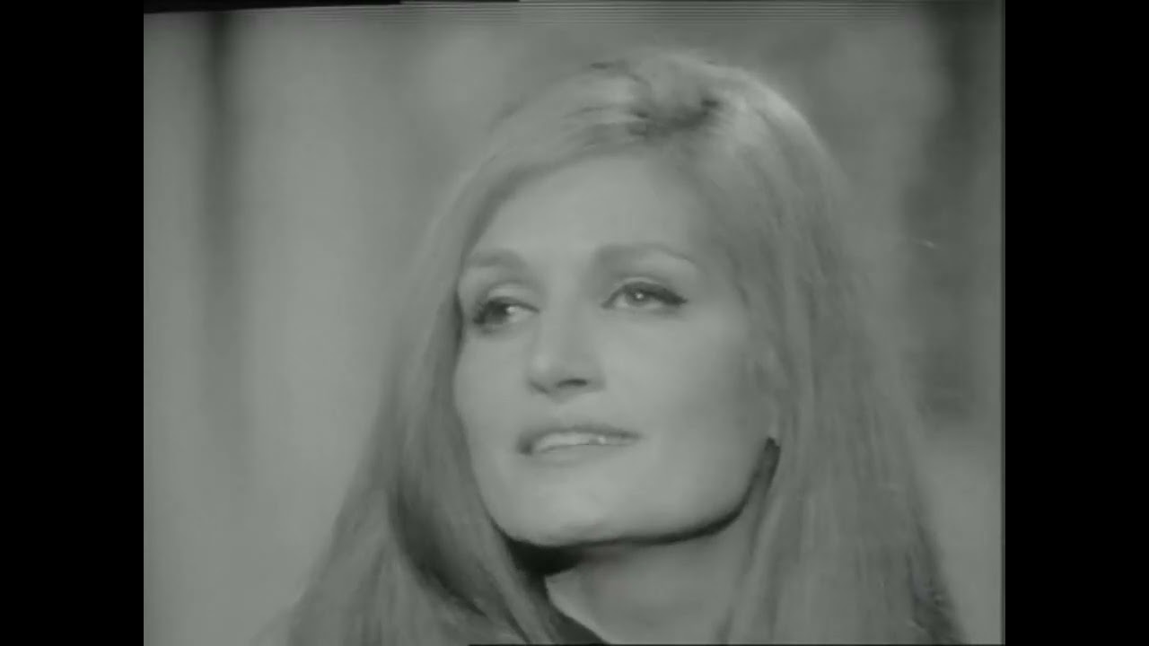 Dalida Deux Colombes L'Invité Du Dimanche 2 Novembre 1969