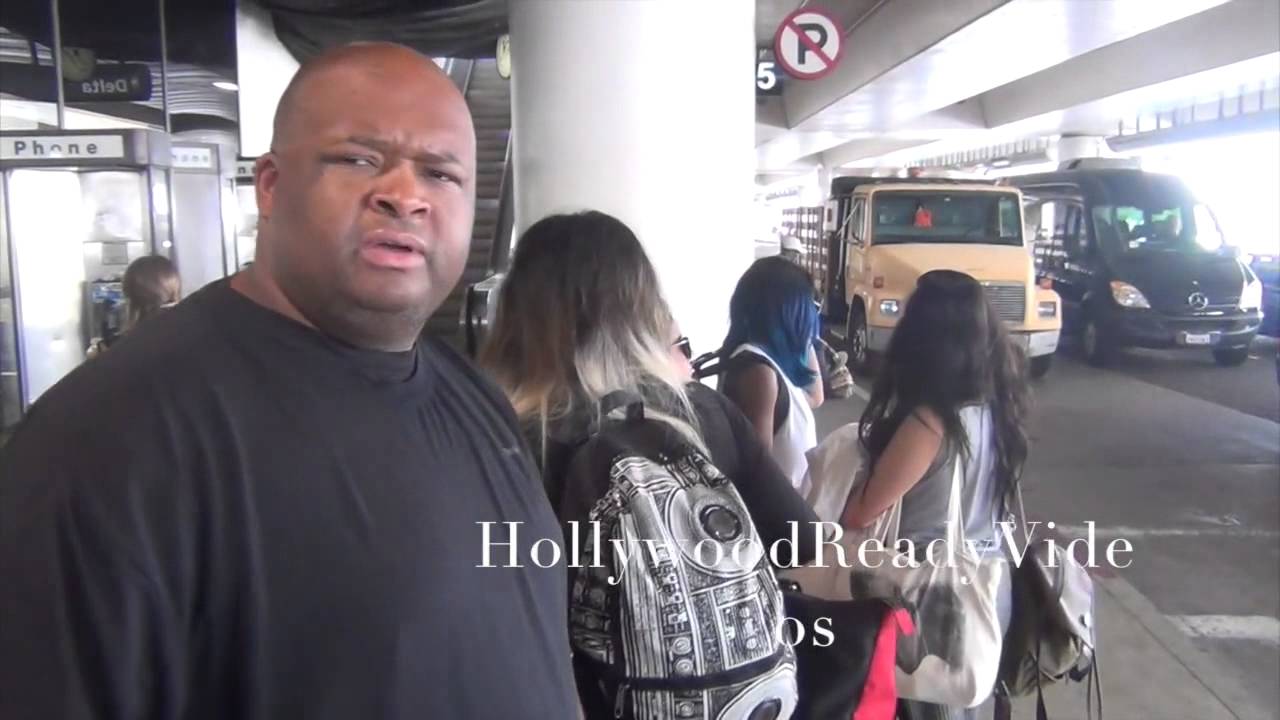 Fifth Harmony Struts Through LAX While Their Security is Rude 09.11.14