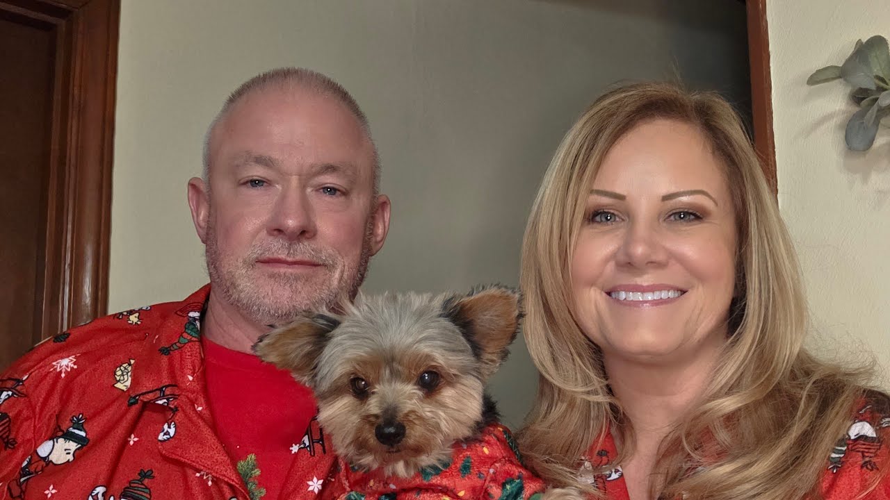 NCMemoryMakers is live in our Christmas Pajamas!