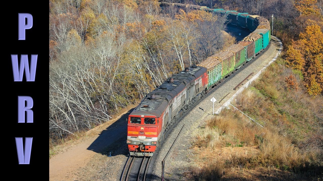 Russian Railways - 3тэ10мк Diesel Locomotives w/Timber Trains Cross Border Into Suifenhe 绥芬河, China