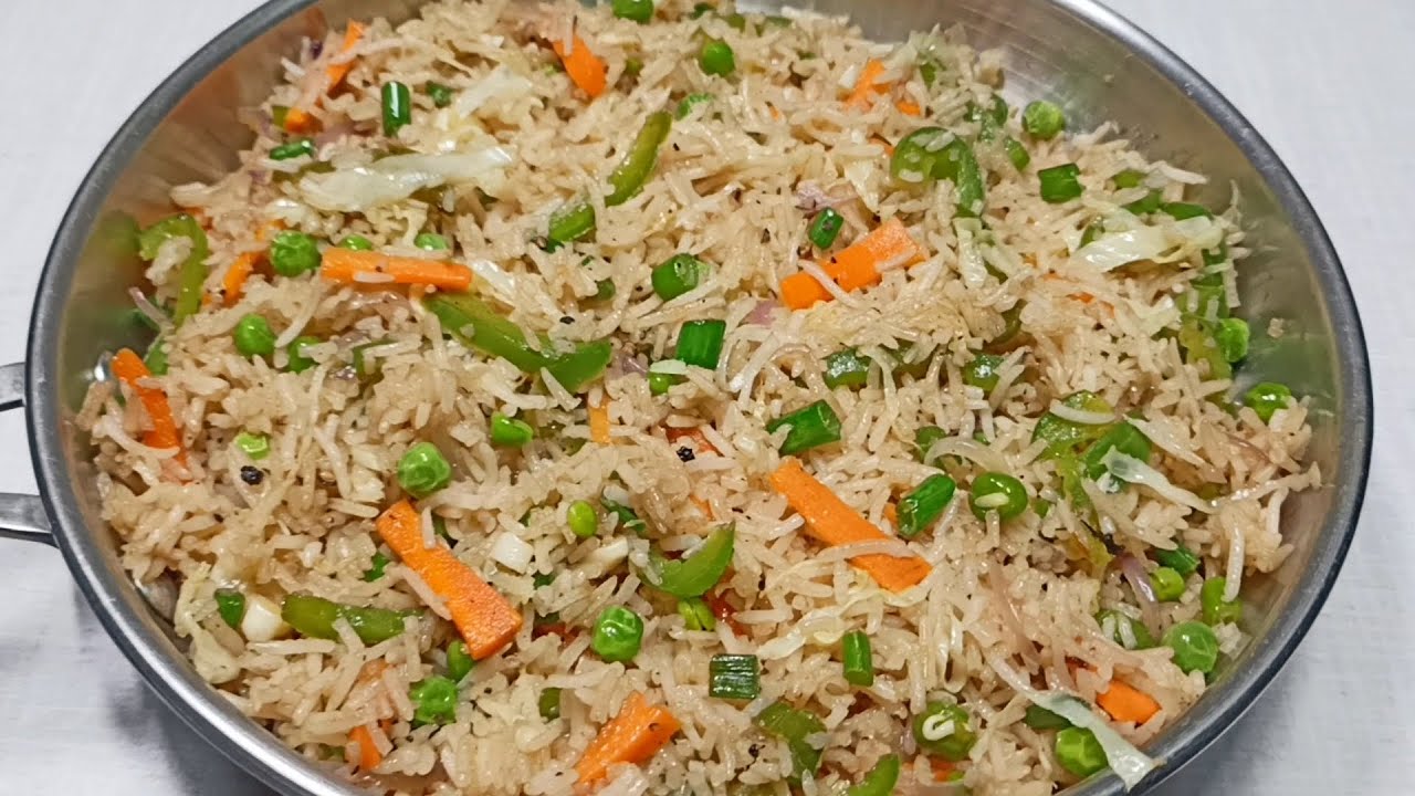 ರೆಸ್ಟೋರೆಂಟ್ ಸ್ಟೈಲ್ ವೆಜ್ ಫ್ರೈಡ್ ರೈಸ್ | RESTAURANT STYLE VEG FRIED RICE | FRIED RICE | PREMA RECIPES