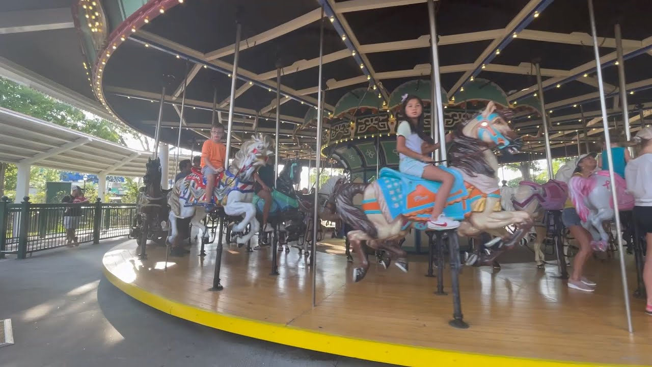 MERRY GO ‘ROUND @ CAROWINDS CHARLOTTE, NC