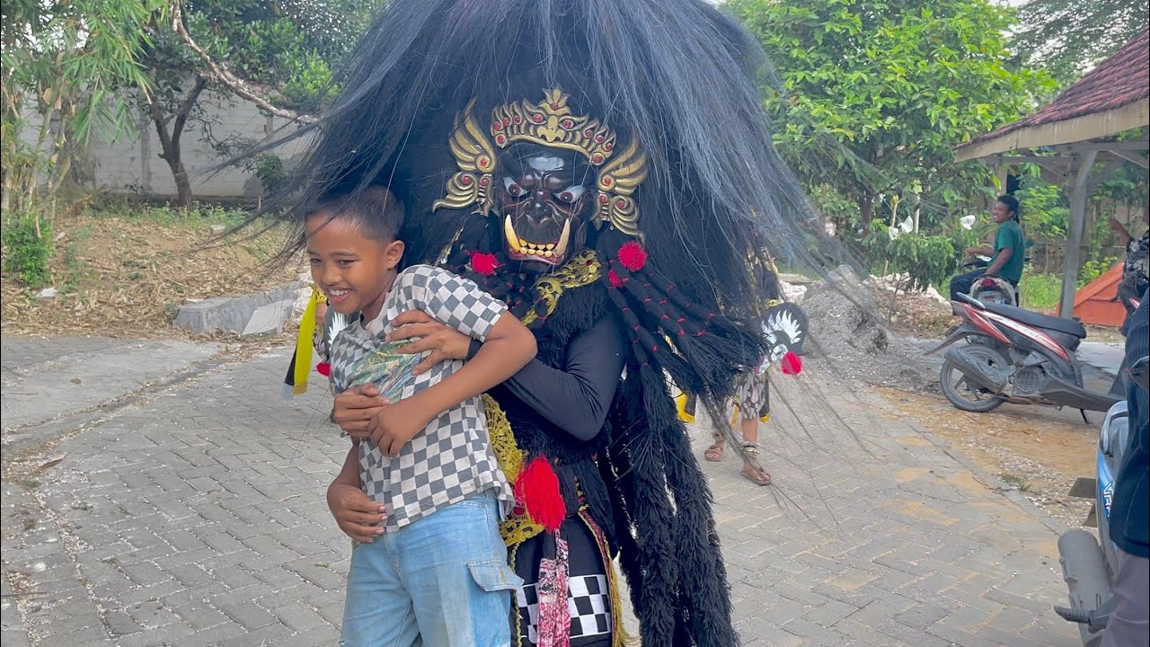 Lucu Banget Ketangkap Barongan Ngamuk !! Arak Arakan Barongan Blora Terbaru Kembang Aji Joyo