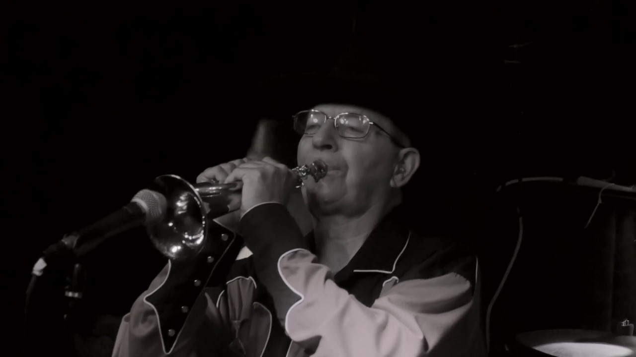 Legendary Stardust Cowboy - live at the Hemlock Tavern (2018)