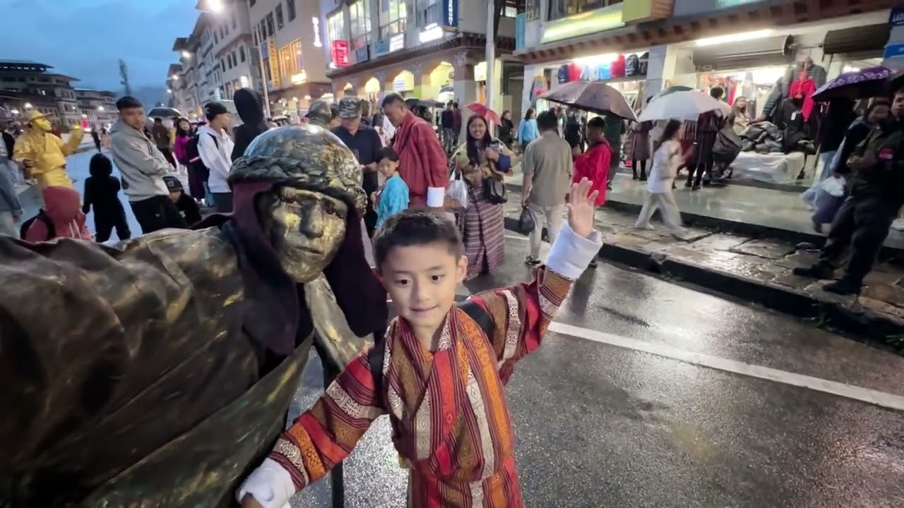 Performing living statue at Thimphu Tshechu
