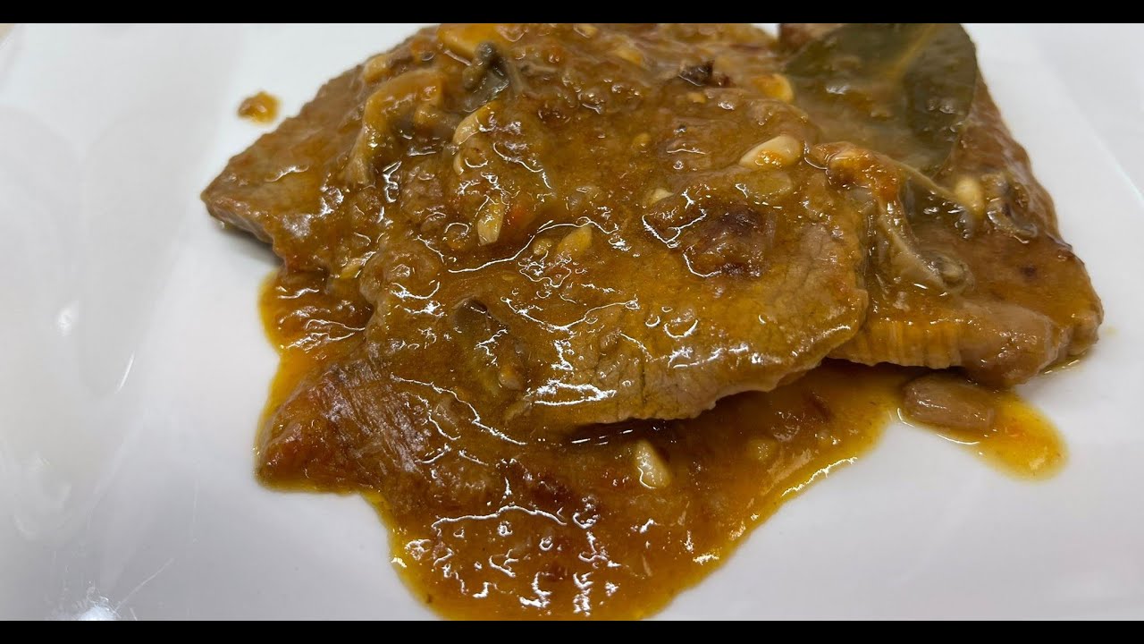 CARRILLERAS EN SALSA DE CHAMPIÑONES