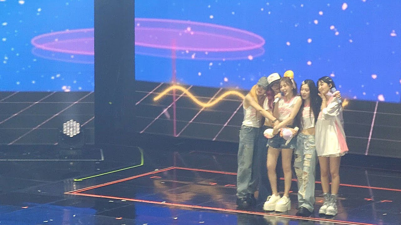 240802 Red Velvet - 빨간 맛 (Red Flavor) + Zimzalabim + Dumb Dumb + 엔딩 | HAPPINESS: My Dear, ReVe1uv