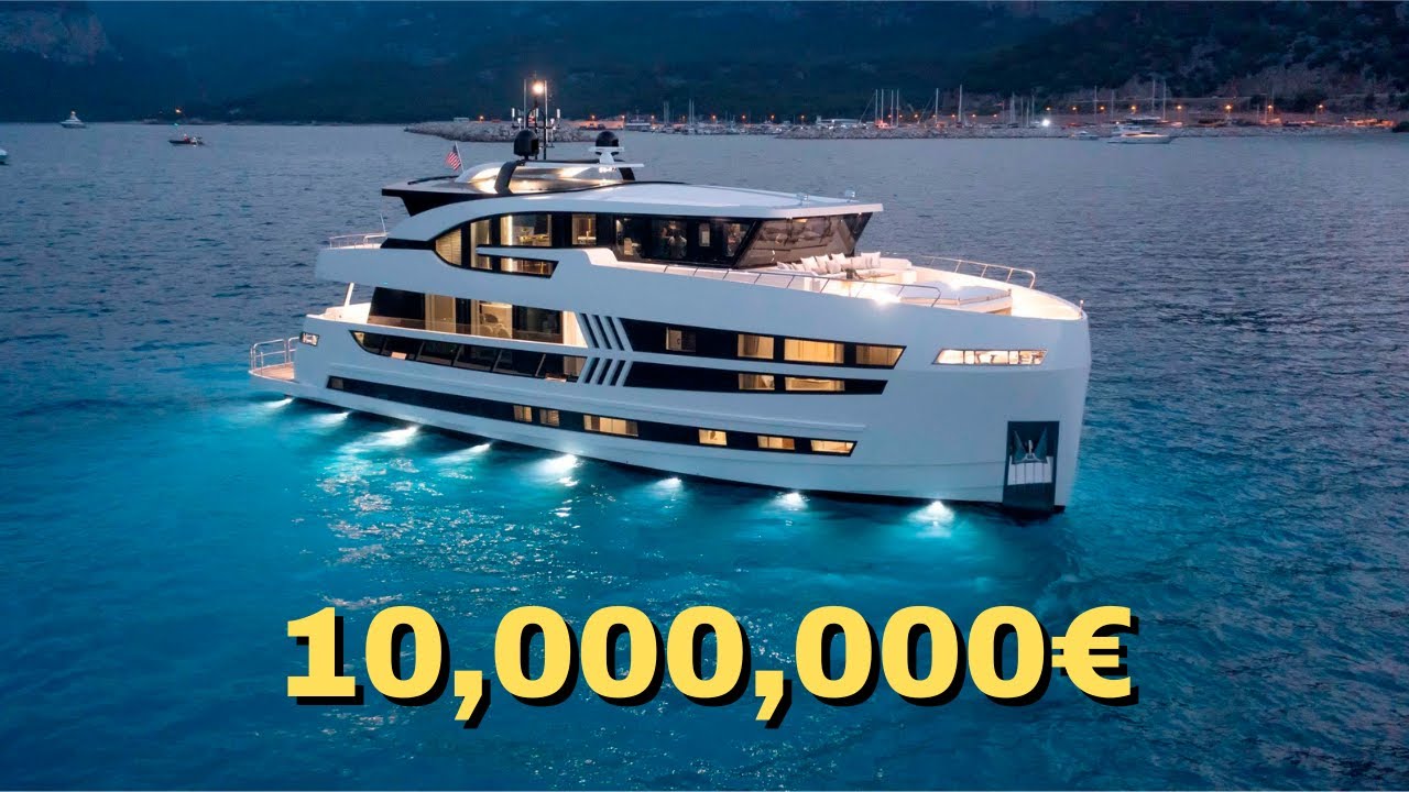 Un intérieur doré pour ce yacht à 10,000,000€ ! Lazzara UHV 87