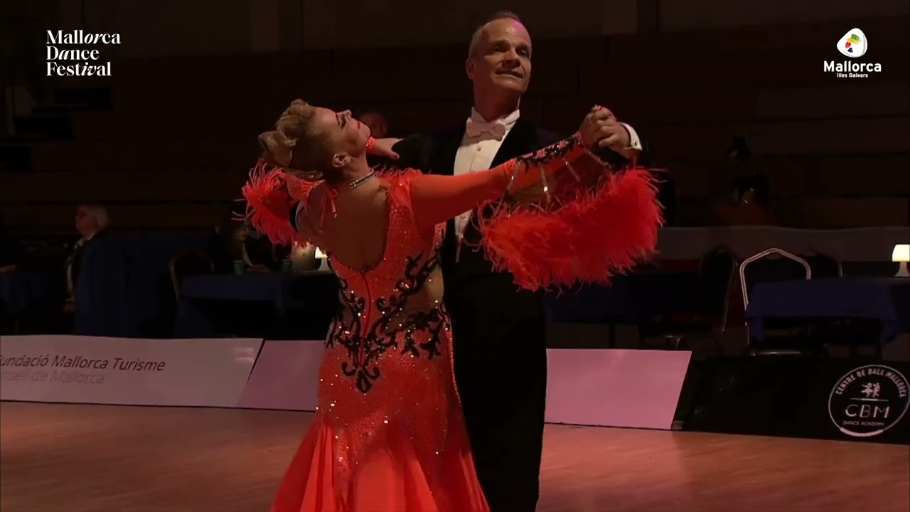 2022 WDSF Open Standard Senior 3  I 1st Round  I Slowfox I Calvià, ESP, on 19 November