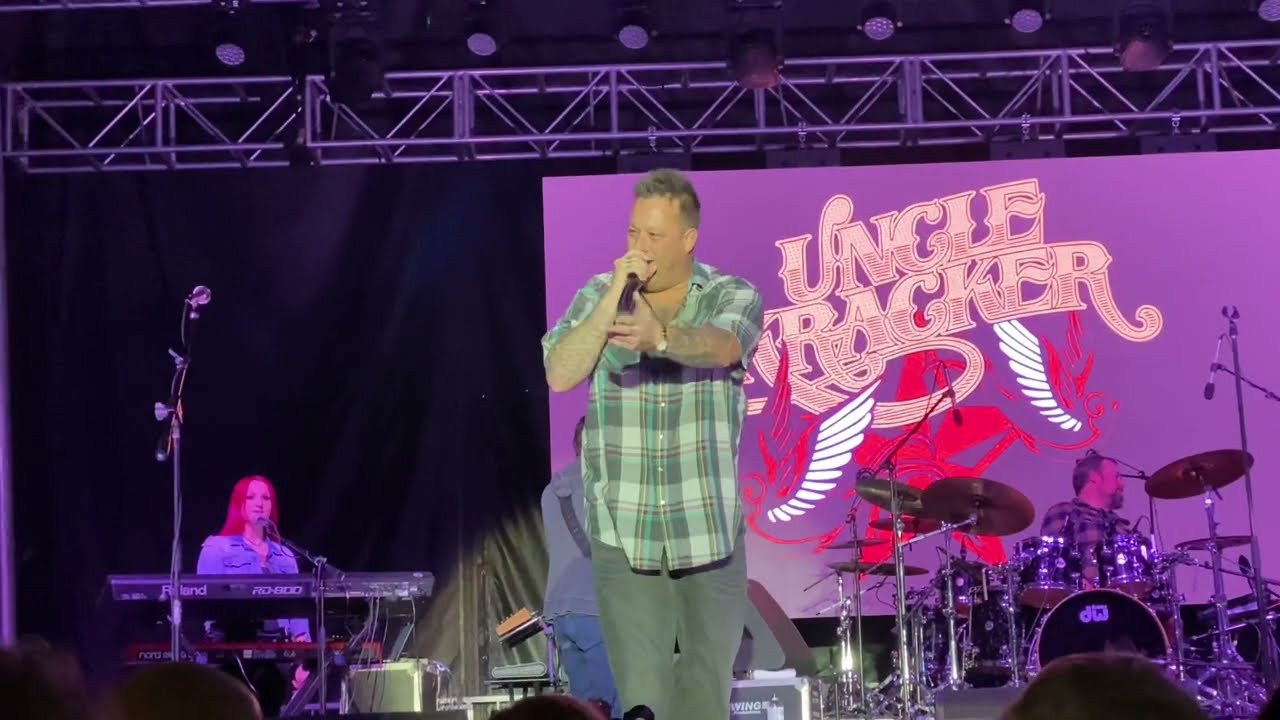Uncle Kracker- Smile - Live 03/11/2022 - Chandler, AZ