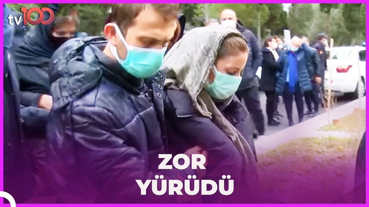 Bige Önal, babasının cenazesinde ayakta durmakta zorlandı