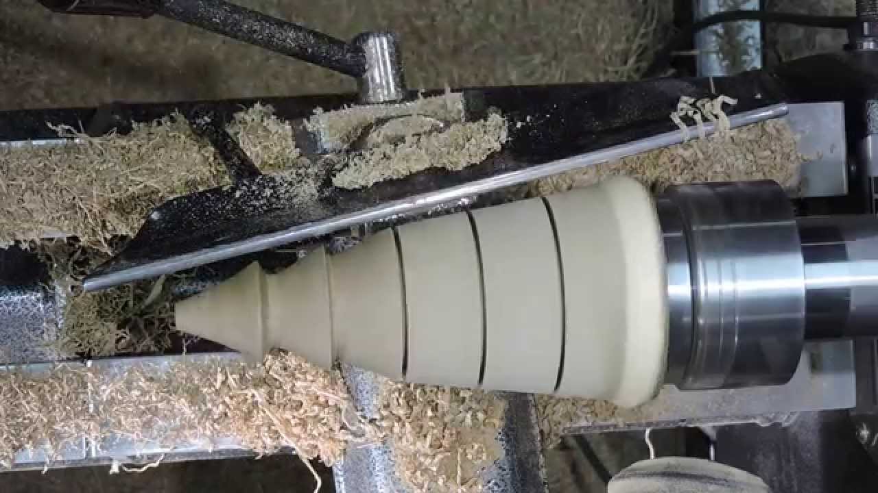 Wood turning a Christmas Tree