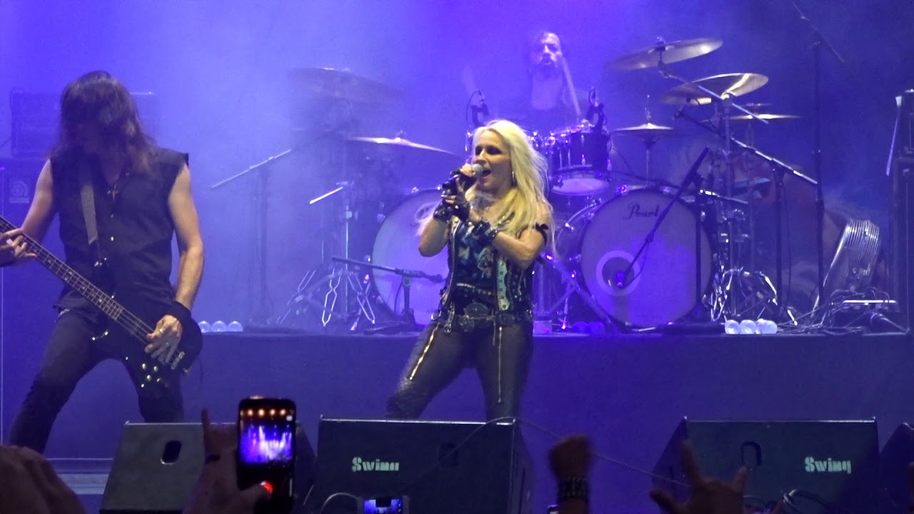 DORO PESCH'S WARLOCK - TOUCH OF EVIL (LEYENDAS DEL ROCK 2018) SPAIN
