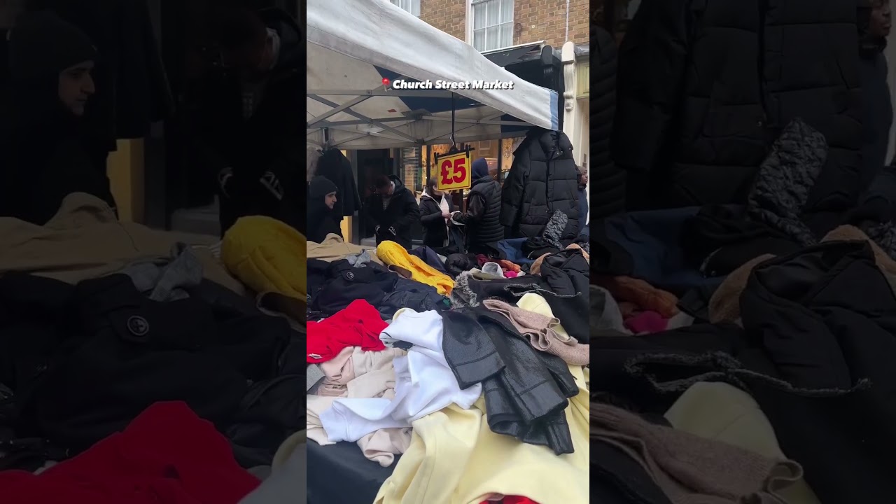 One of the cheapest market in #london! #londontravels #londonbeauty #shopping #travel