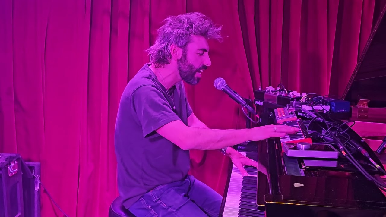 LEIF VOLLEBEKK - Elegy (Revelation Tour Live in Madrid 2026) 4K