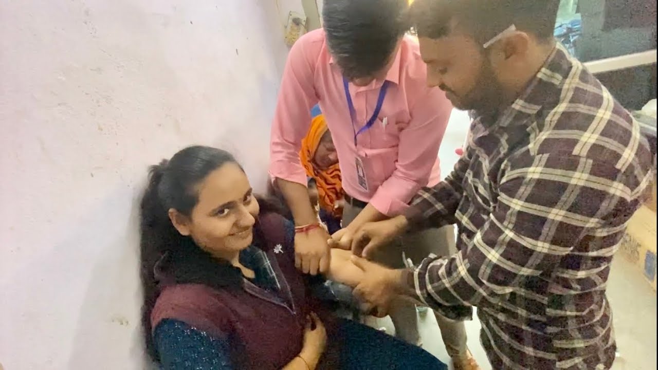 अब बेटी को क्या हुआ 🥹  KUMHER VLOGS
