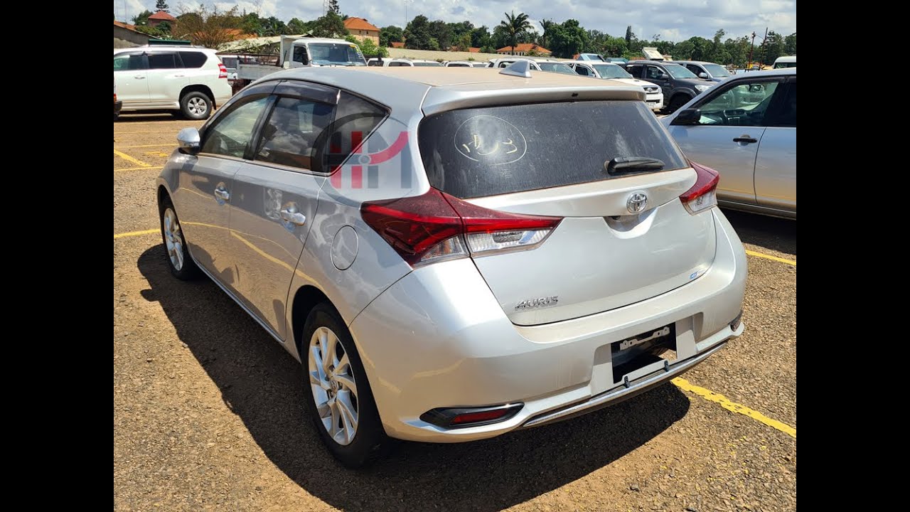 2015 TOYOTA AURIS on sale.