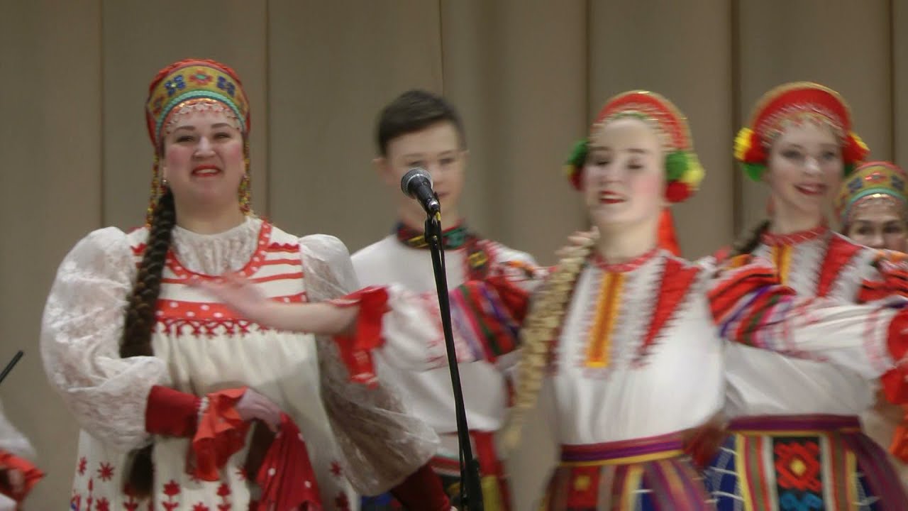 Поёт село моё родное