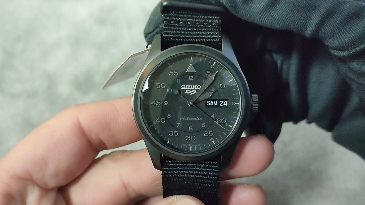 Seiko 5 Sports SRPJ11K1
