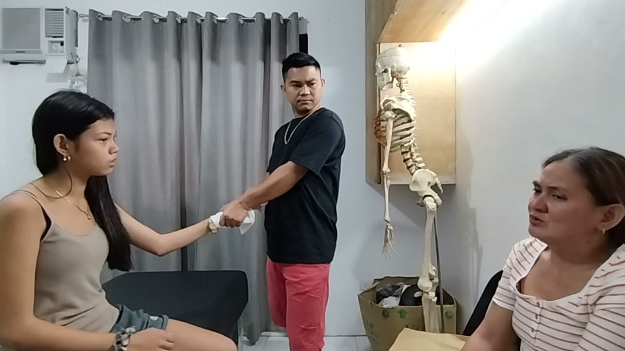 from zambales 👉ang laking Bata SCOLIOSIS PROBLEM 😱😱madalas na pag sakit Ng likod...