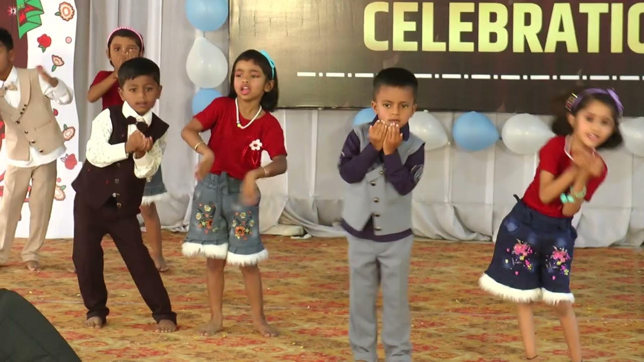 09. Aaj Hai Sunday (Dance) - HD English Medium School Gathering Dance - 2022-23