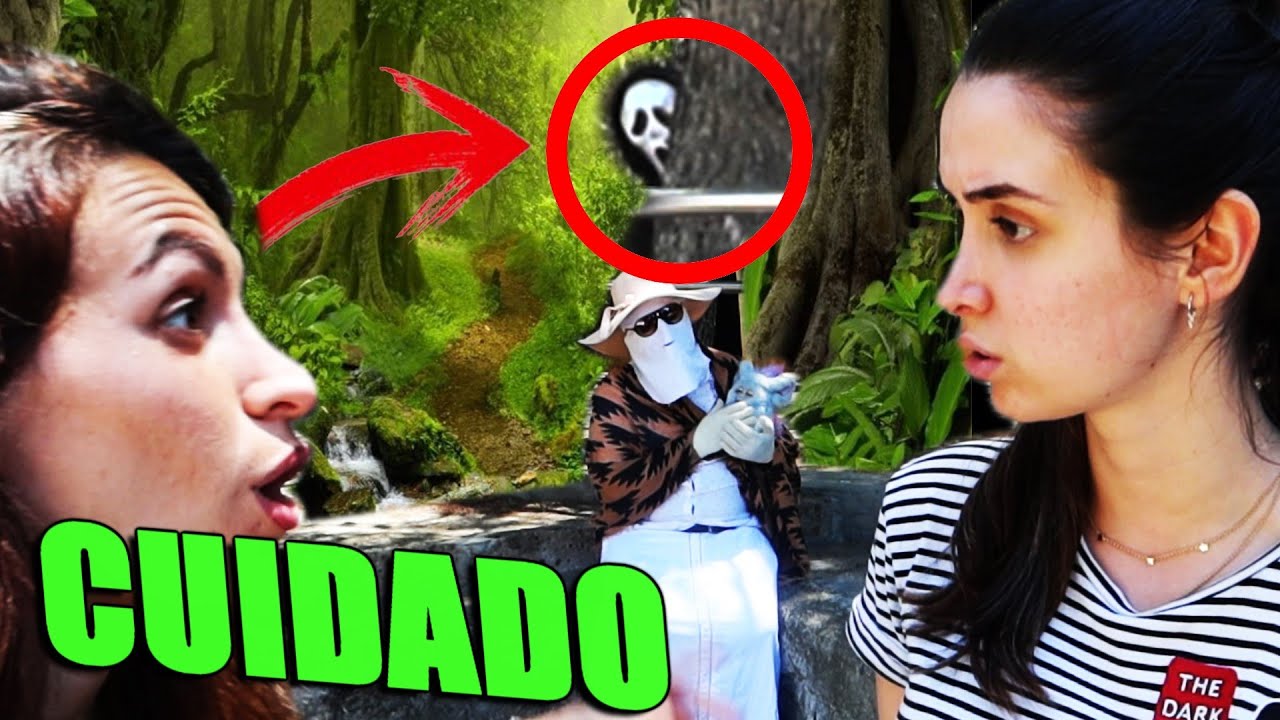 ROBAN LA MASCOTA DE SILBIDITOS *Creemos que es Ghostface*