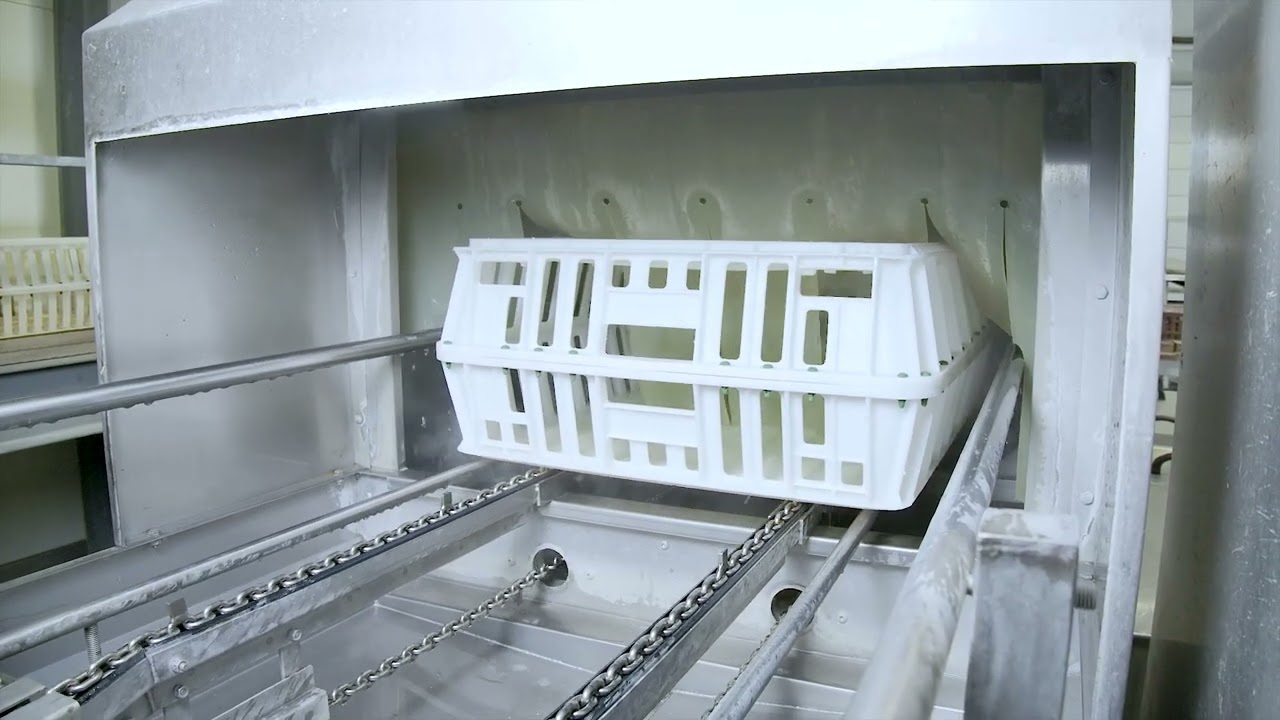 Supura Crate washer with automatic stacker
