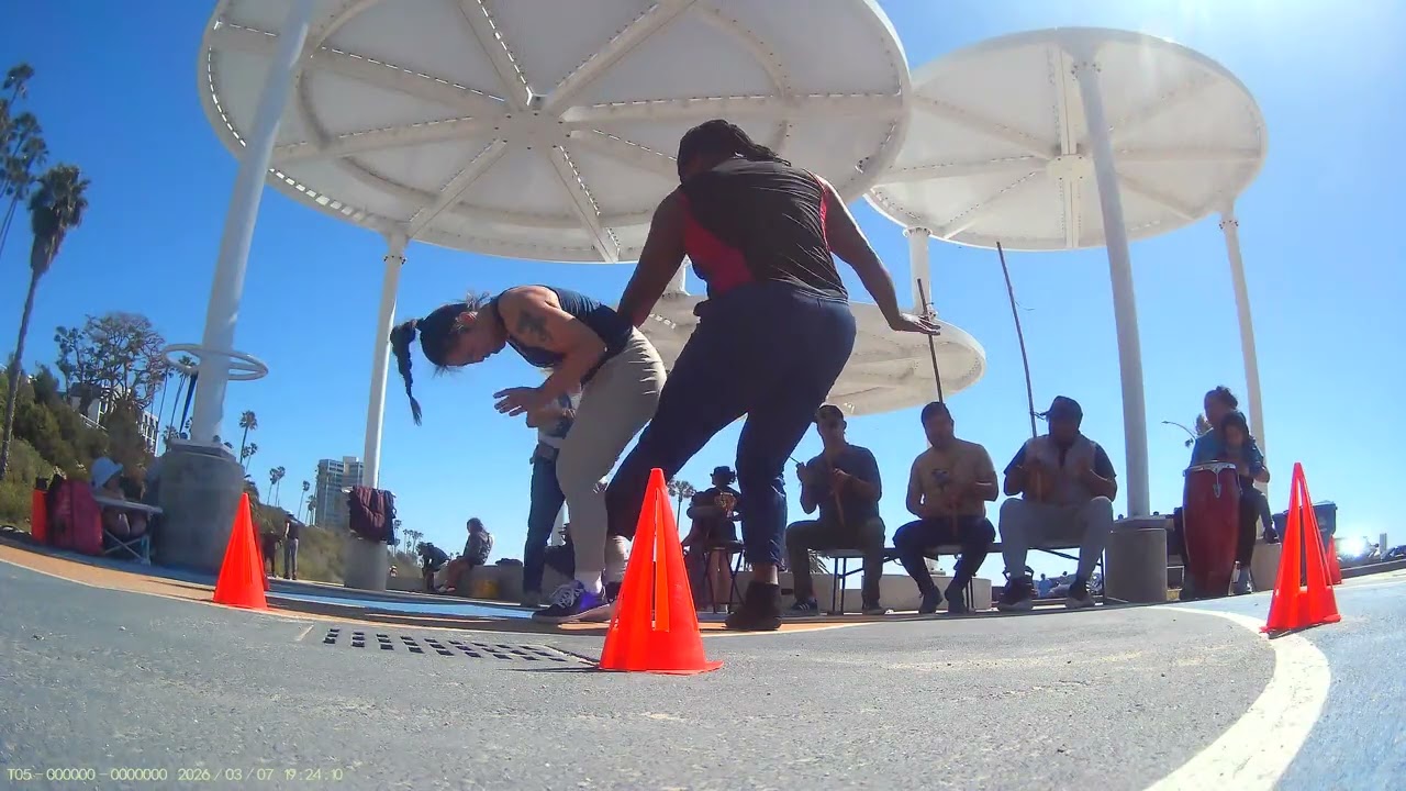 capoeira LBC beach hoda marchin jam3