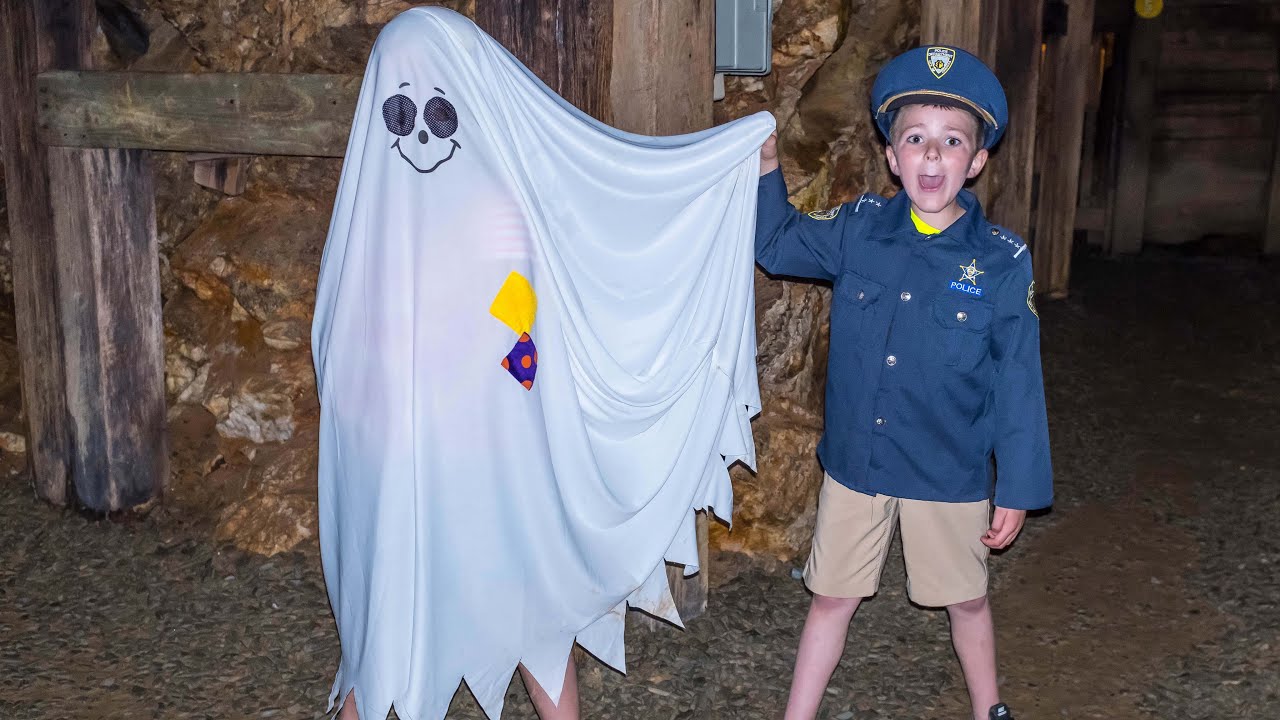 Little Heroes Tour an Old Gold Mine with The Assistant