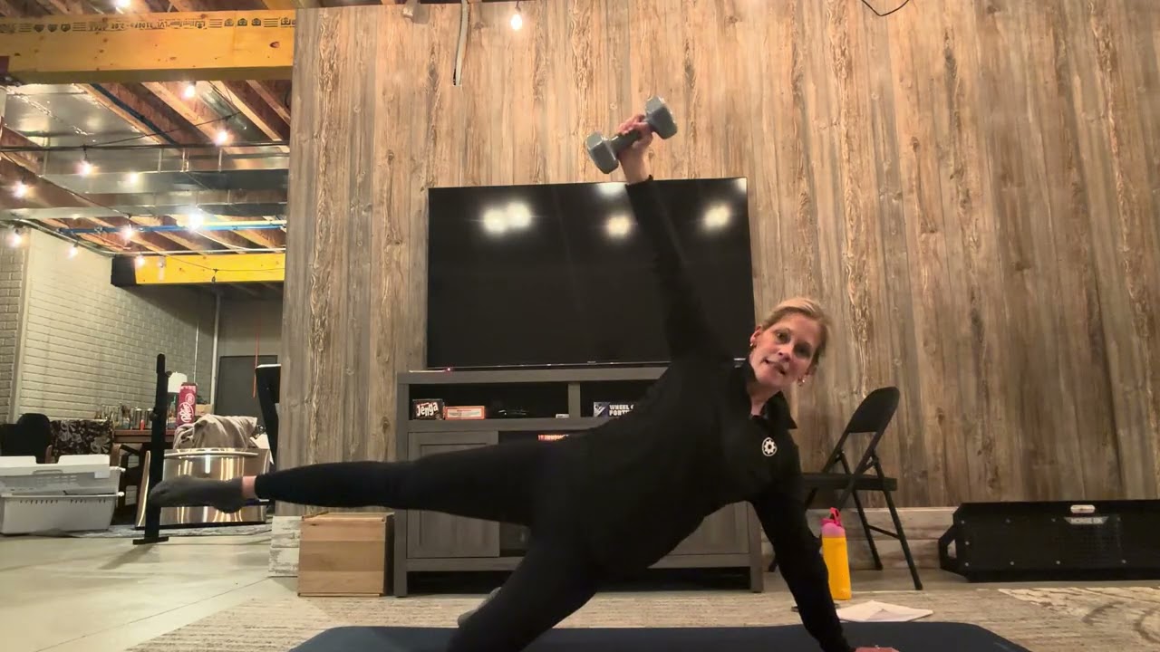 Day 4: 20 min full body, 1 heavy weight (5 to 10 lbs)