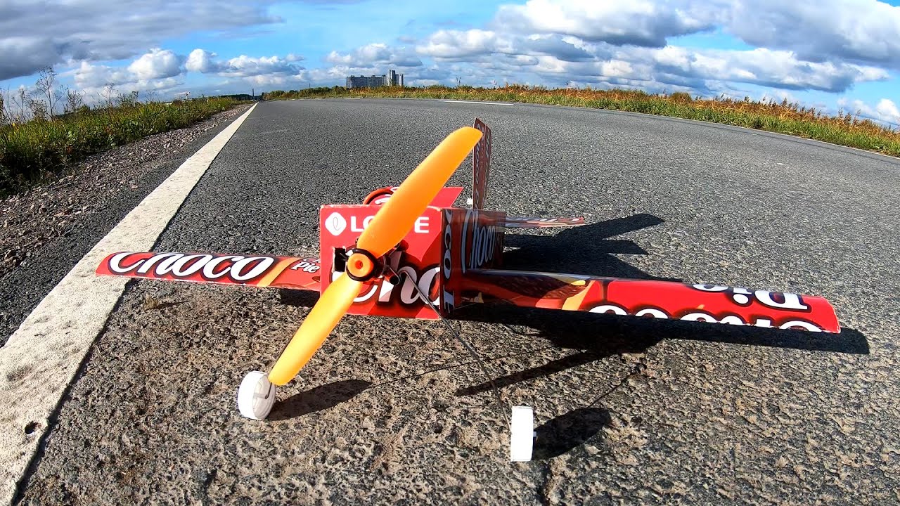 Choco Pie box RC plane flight