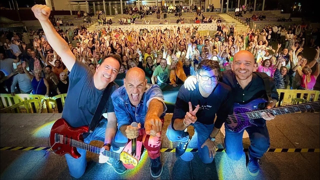 LOS SALVAPANTALLAS Live Viernes 3 de Junio 2022 Parque de San Fernando Maspalomas Gran Canaria