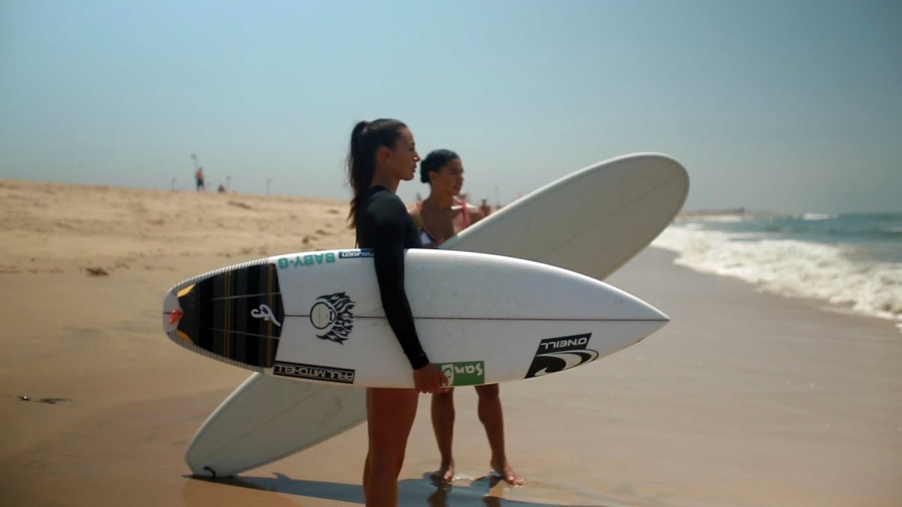 Meet Malia Manuel, the Girl Pro Surfer Showing the Boys How It's Done | Hannahgram