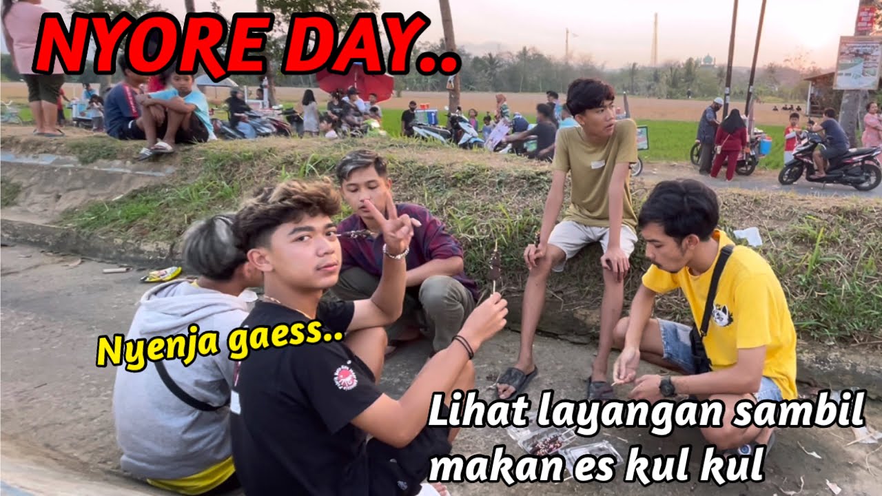 NYENJA LIHAT LAYANGAN  SAMBIL MAKAN ES KUL KUL DI TENGAH SAWAH