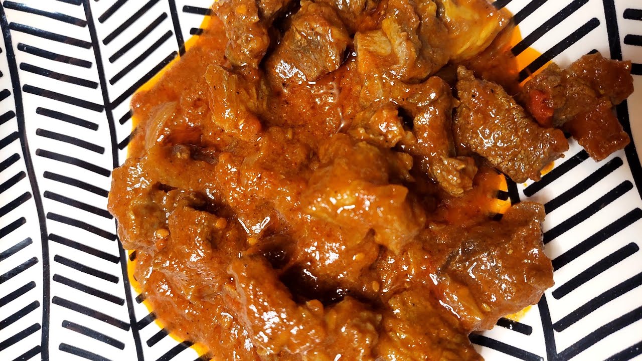 SAUCI YA GNAMA // VIANDE EN SAUCE