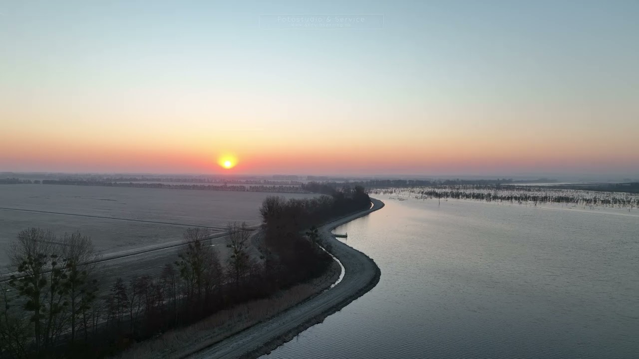 20.03.2022: Sonnenaufgang am Galenbecker See / Sonnenuntergang bei Damerow