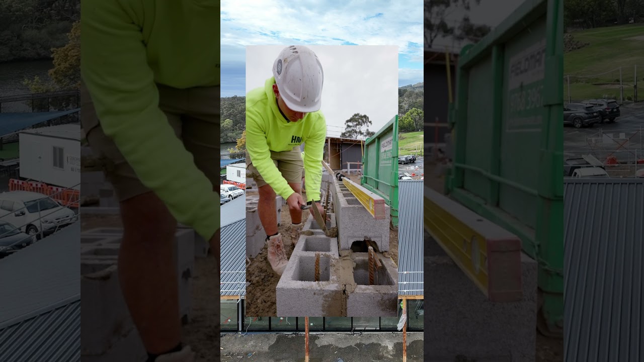 Crew on the blocks in Gisborne 🤝#melbournebricklayers #bricklaying #residentialconstruction